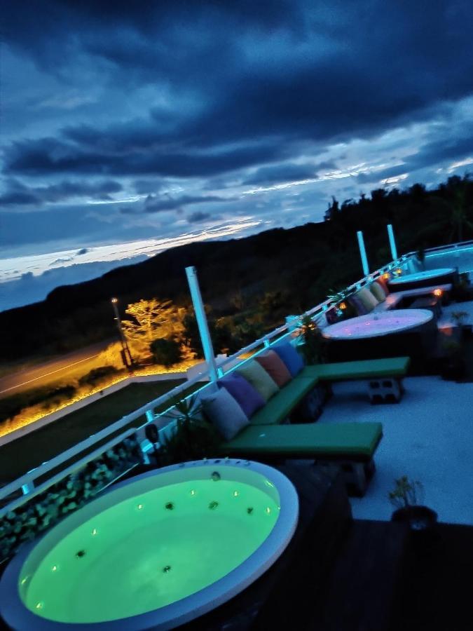 ホテルSmall House - Cliff Heng-ch'un エクステリア 写真