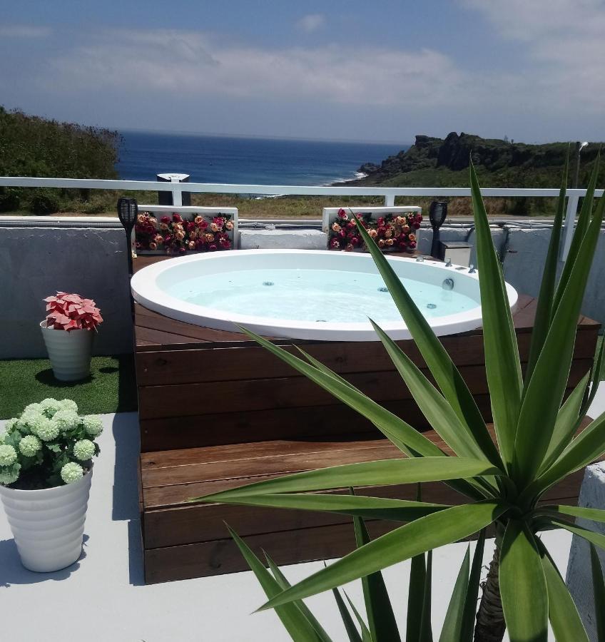 ホテルSmall House - Cliff Heng-ch'un エクステリア 写真